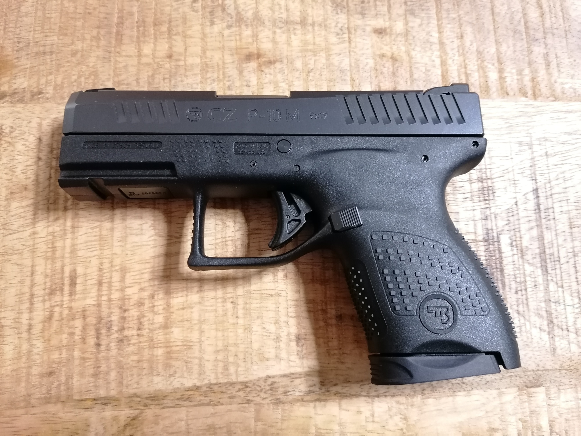 Pistolet CZ P-10 M 9mm para