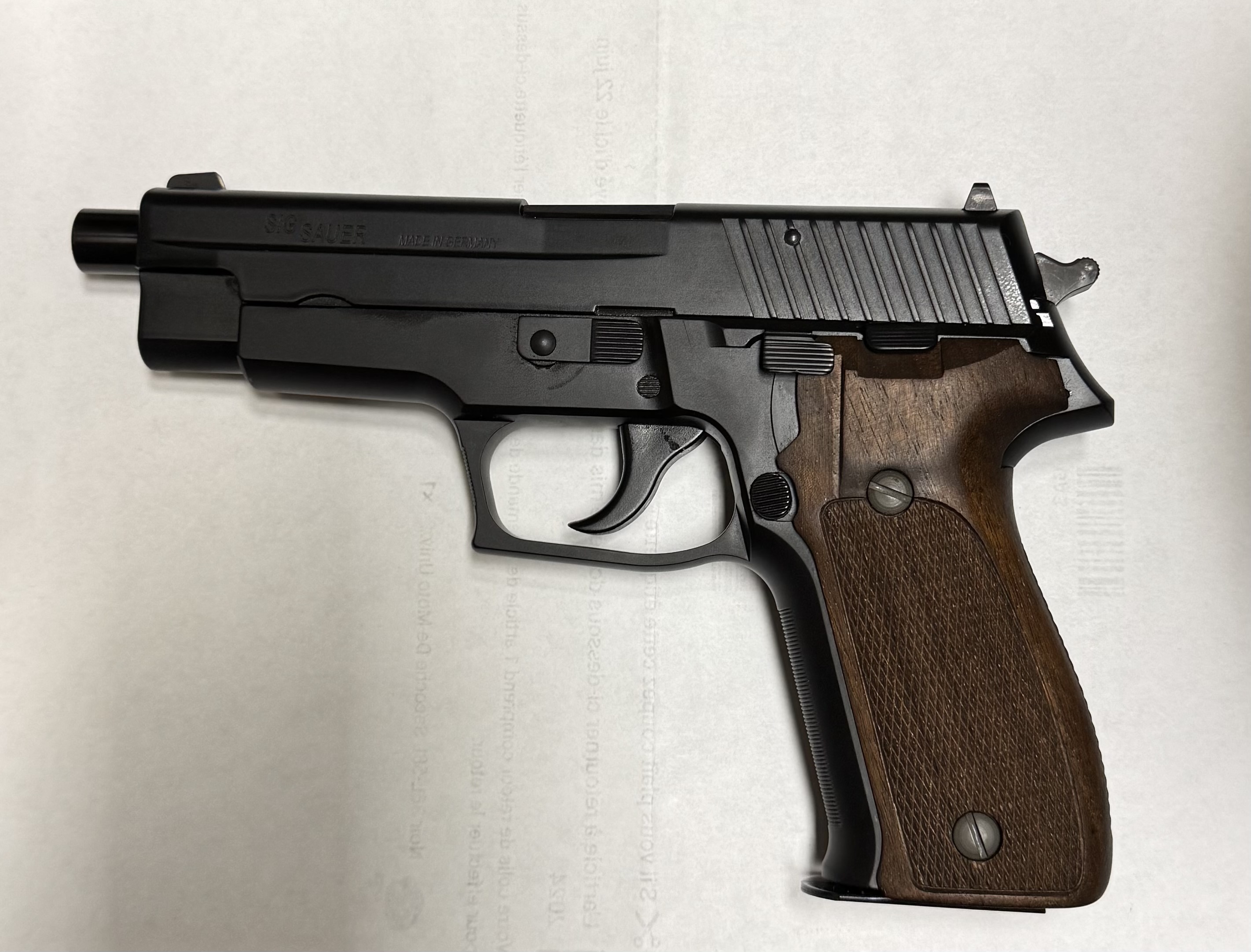 Sig Sauer P226 IWA 2015