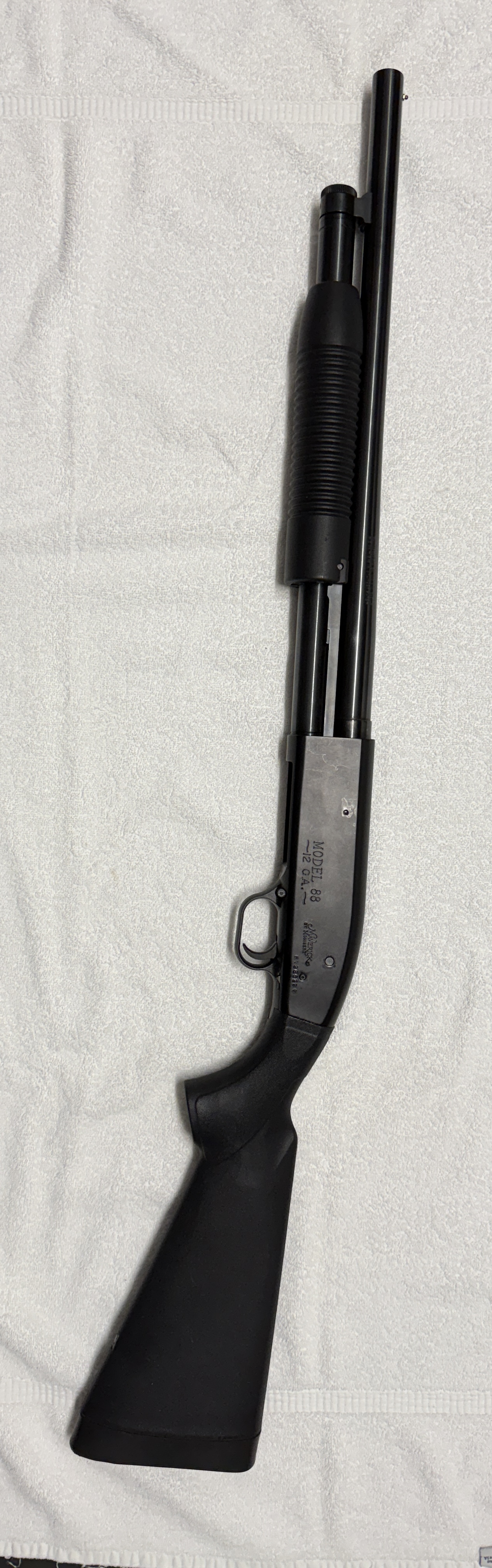 Fusil à pompe Maverick by Mossberg Model 88 Security